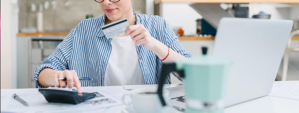 How to Consolidate Credit Card Debt